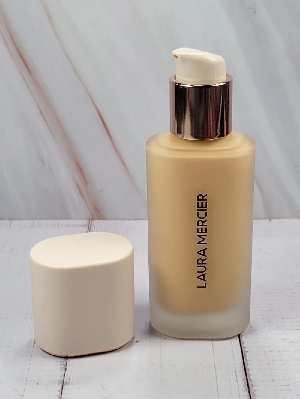 Laura Mercier Real Flawless Weightless Perfecting Foundation NEW!